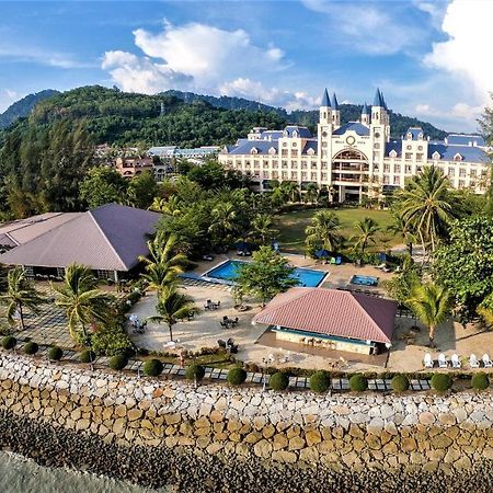 Bella Vista Waterfront Resort, Kuah Langkawi Exterior photo